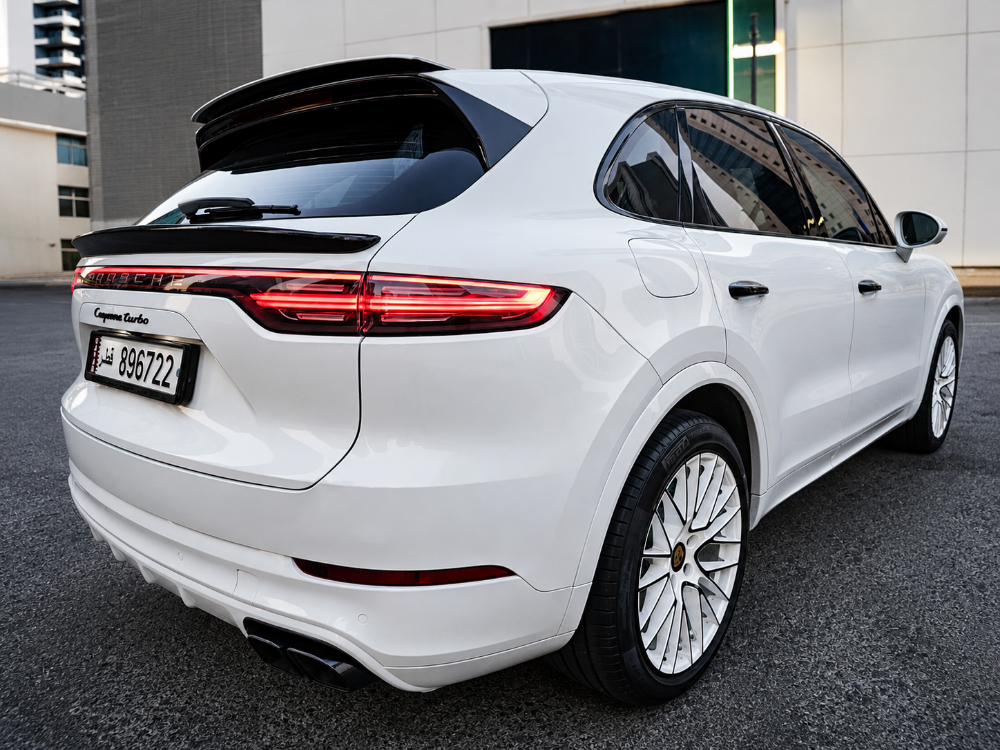 2018 Porsche Cayenne Turbo - 12