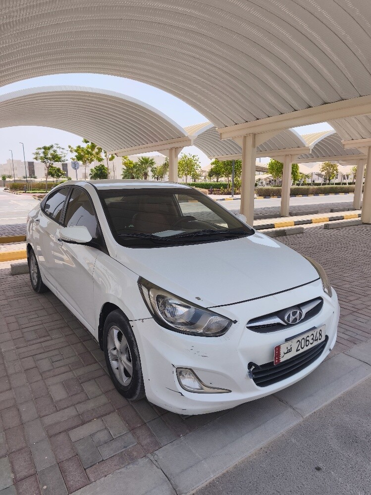 Hyundai Accent - 5