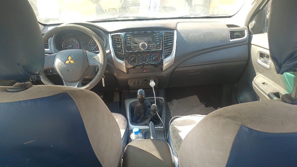 Mitsubishi L200 (4*4) - 4