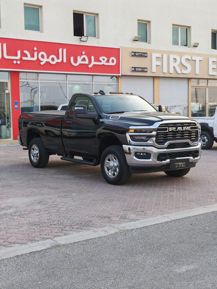دودج رام لمتد 2026 - 3