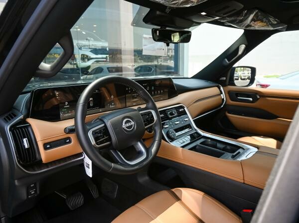 Nissan Patrol Titanium V6T 2025 - 6