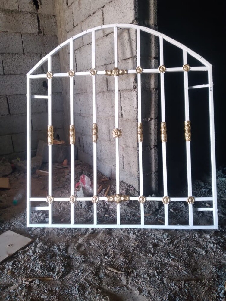 نقوم بجميع الحدادة ترتيب وتركيب ا - 4