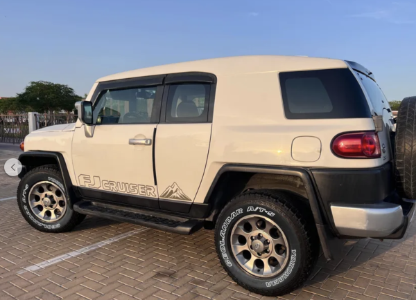 FJ Cruiser - 9