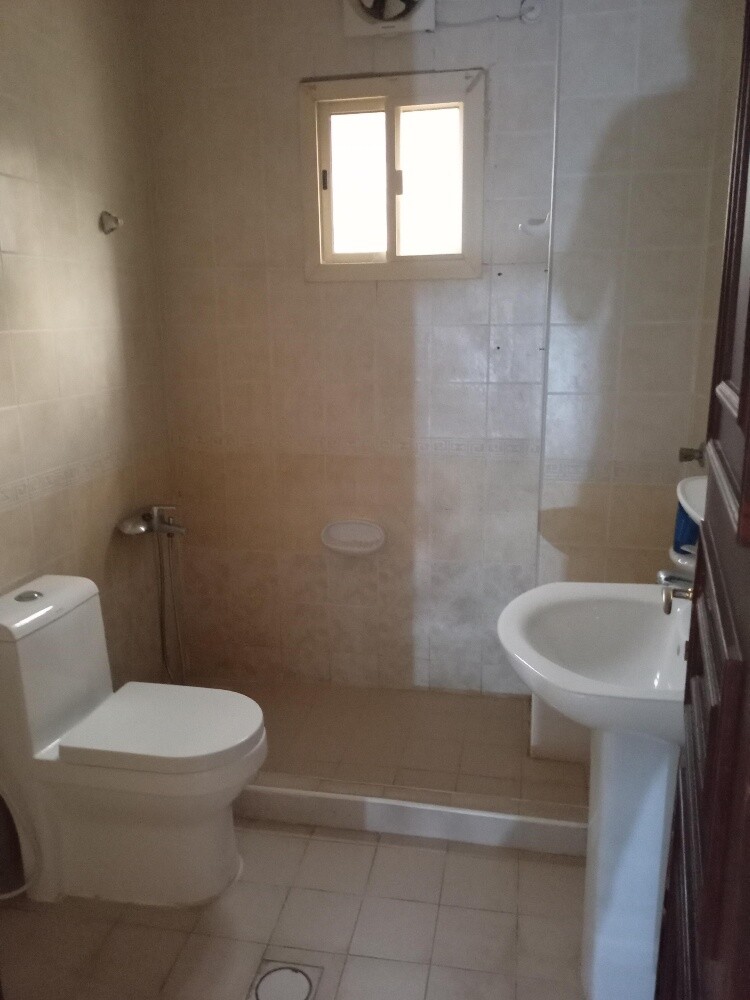 For Rent A Villa Inside Al Thumama - 6