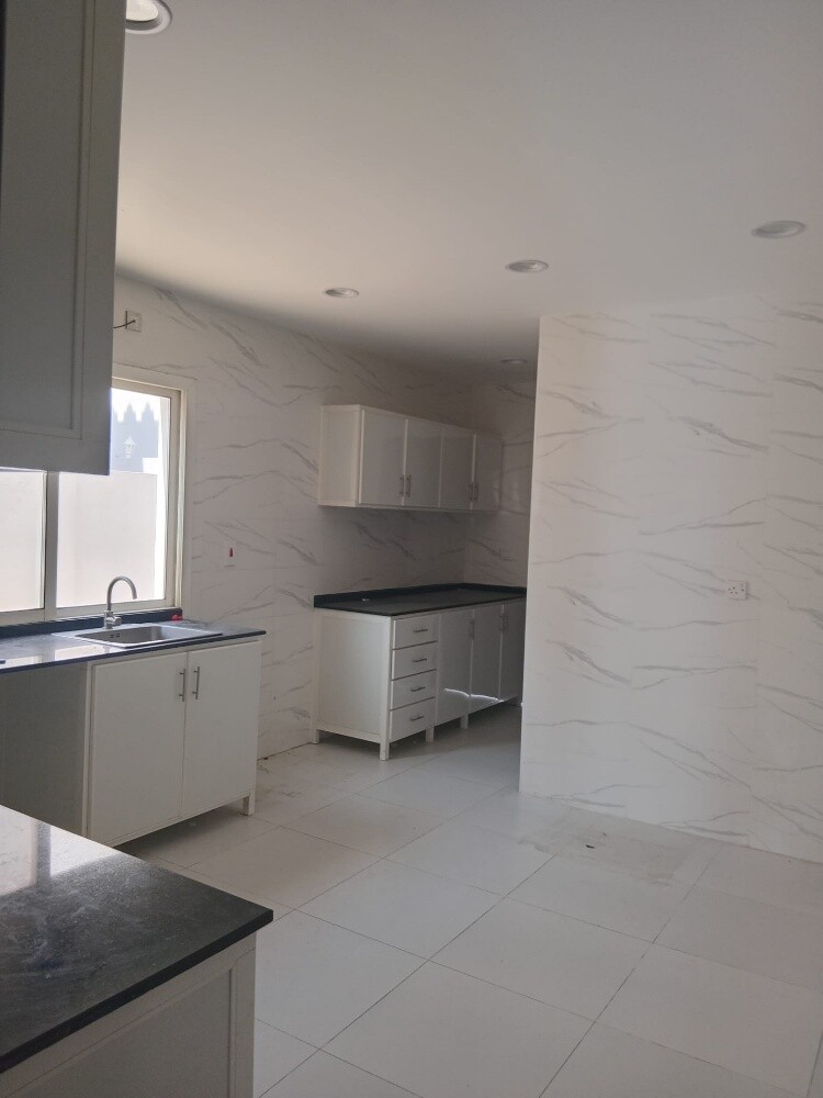 For rent family villa in Al Thumama - 10
