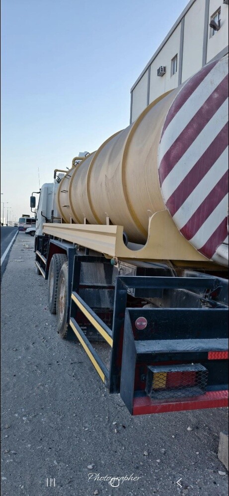 Mitsubishi Fuso Water Tanker - 4