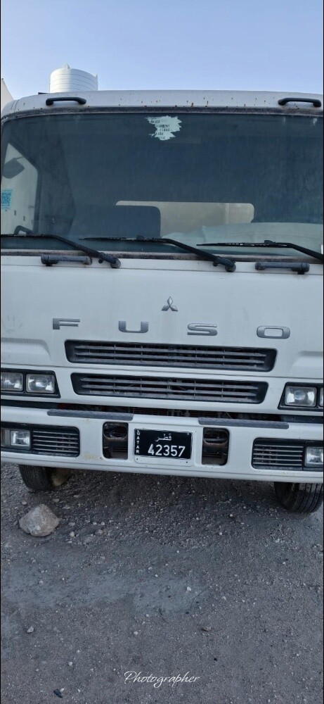 Mitsubishi Fuso Water Tanker - 2