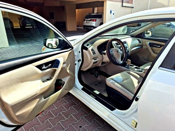 Nissan Altima 2.5 SL - Full Option - 8