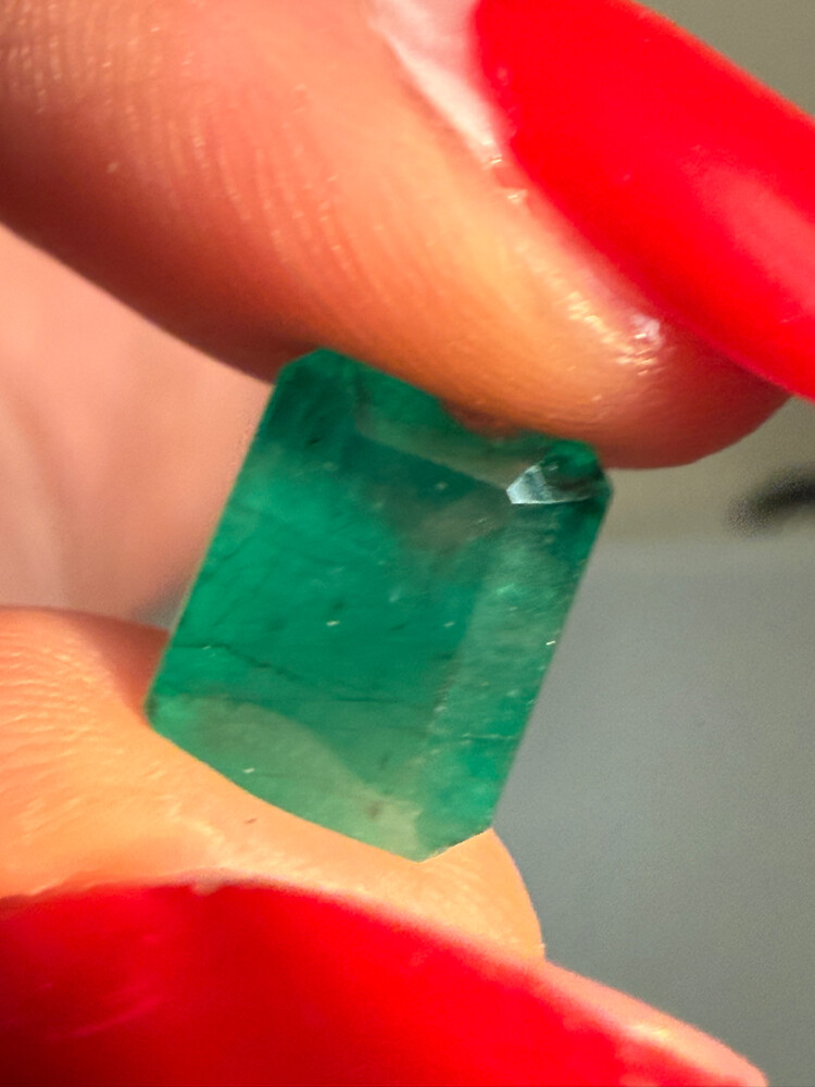 Natural Emerald 3.24 ct - 4