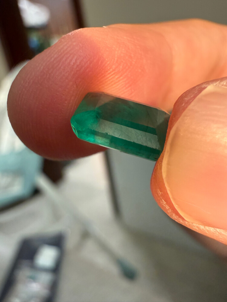 Natural Emerald 3.24 ct - 8