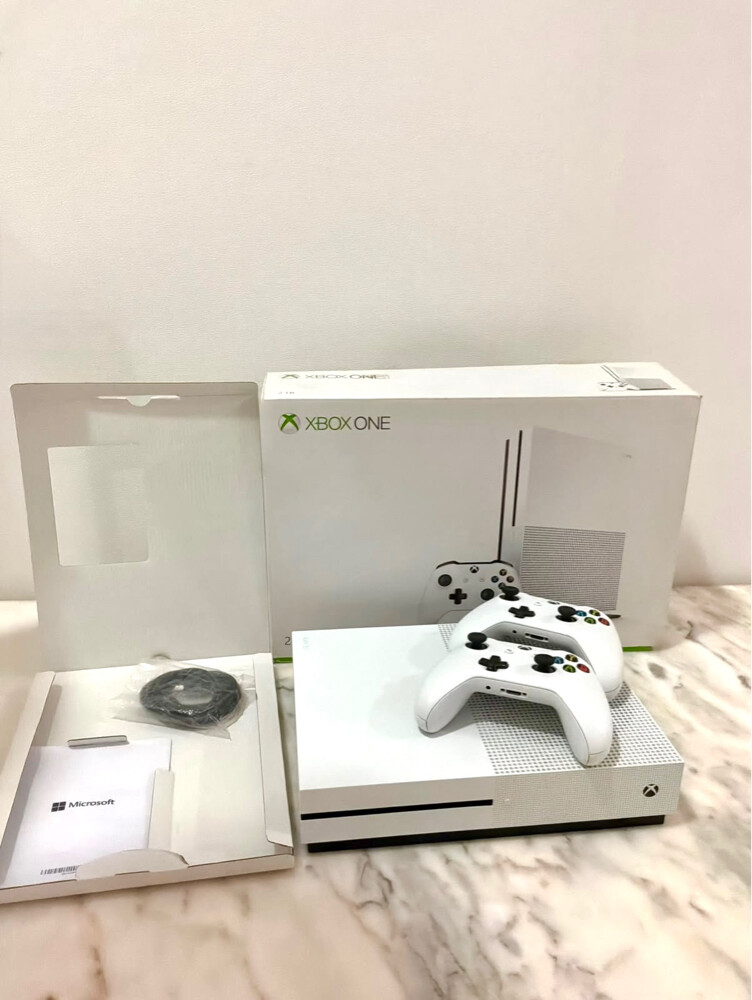 for sale Xbox one S TB2 - 3
