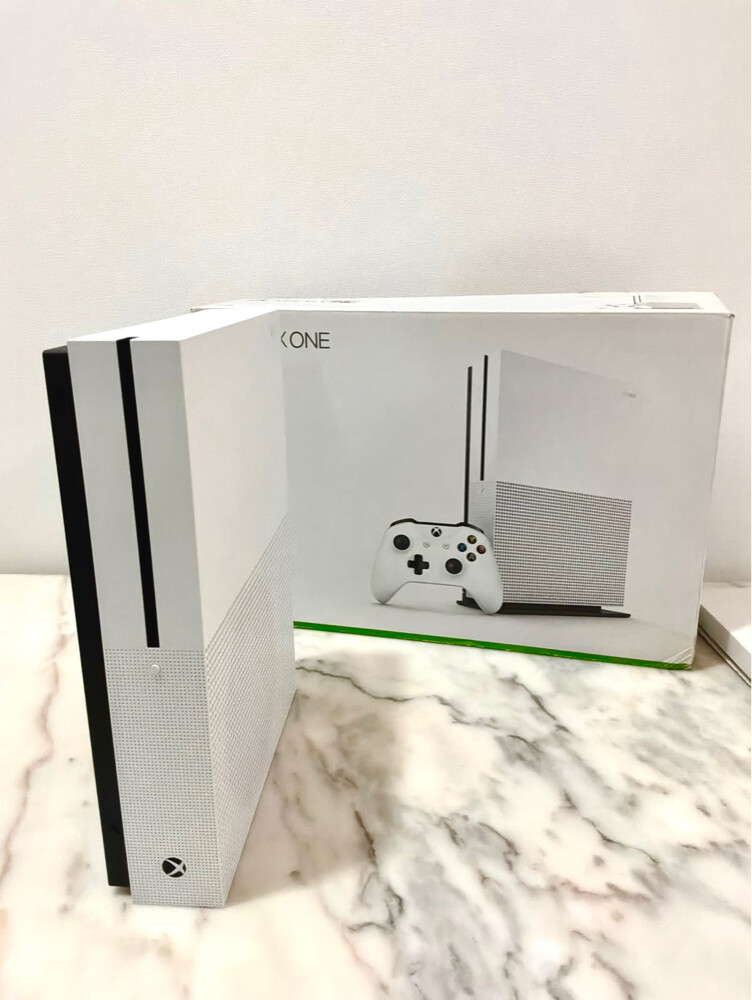 for sale Xbox one S TB2 - 2