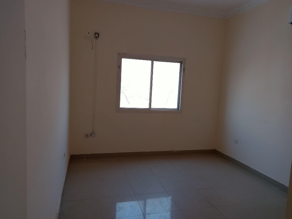 villas (male or female employee - 23
