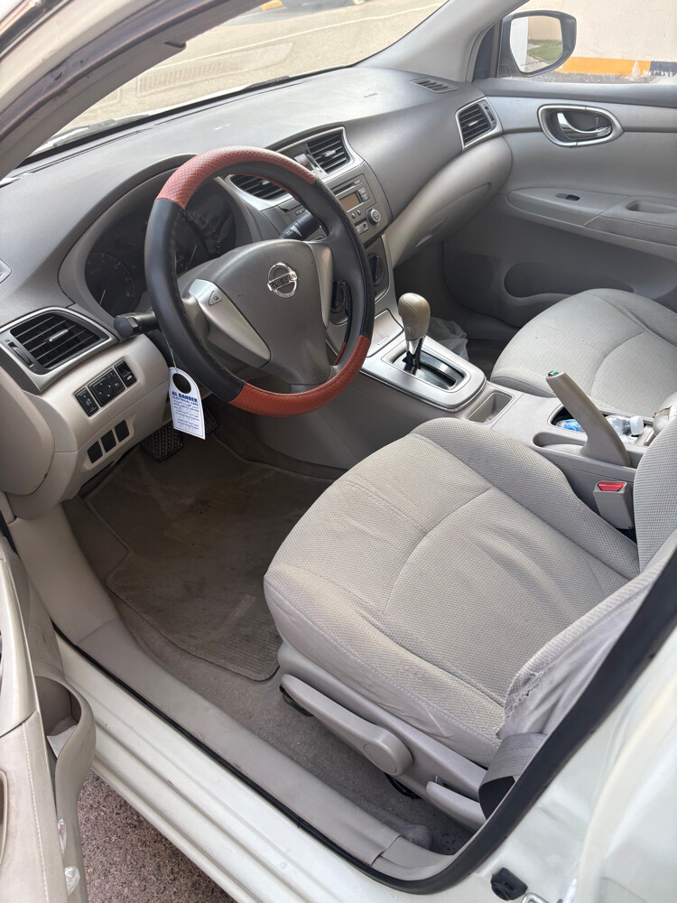 NISSAN SENTRA - 8