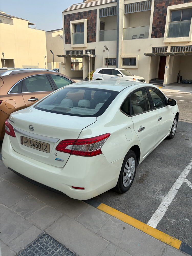 NISSAN SENTRA - 4