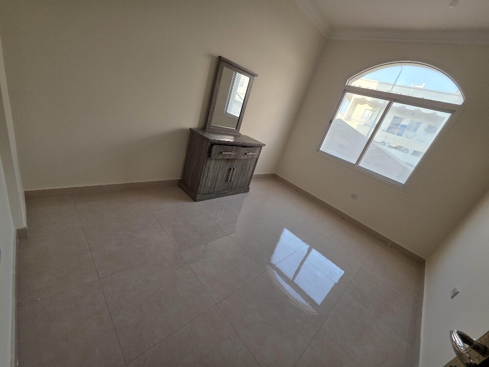 Flats for rent in bin omran - 5