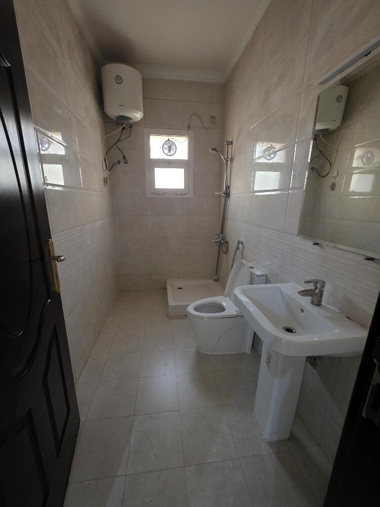 Flats for rent in bin omran - 3
