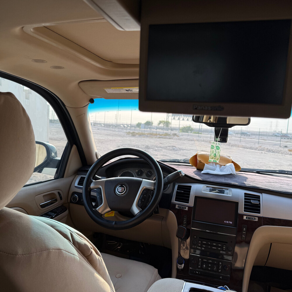 Cadillac Escalade ext - 3