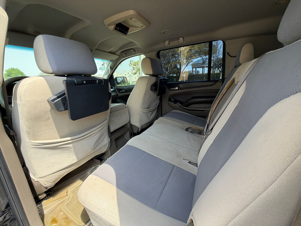 Chevrolet suburban - 11