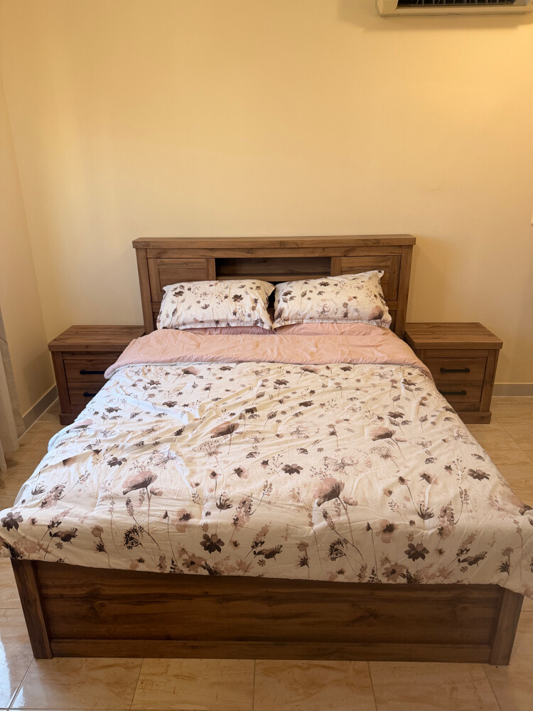 queen bed and side tables  - 1