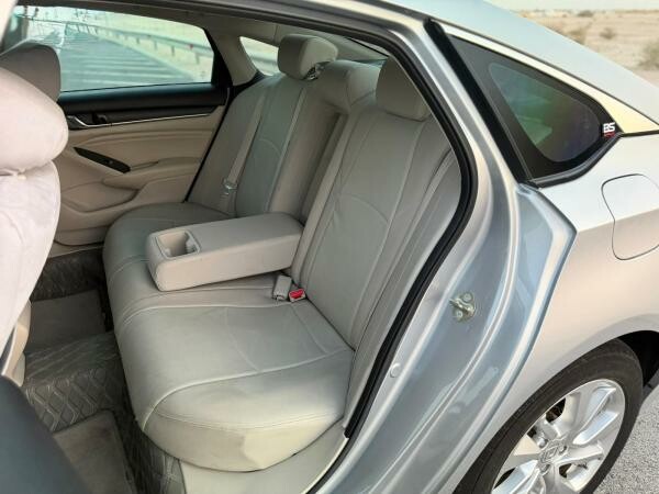 Honda Accord 2020 - 11