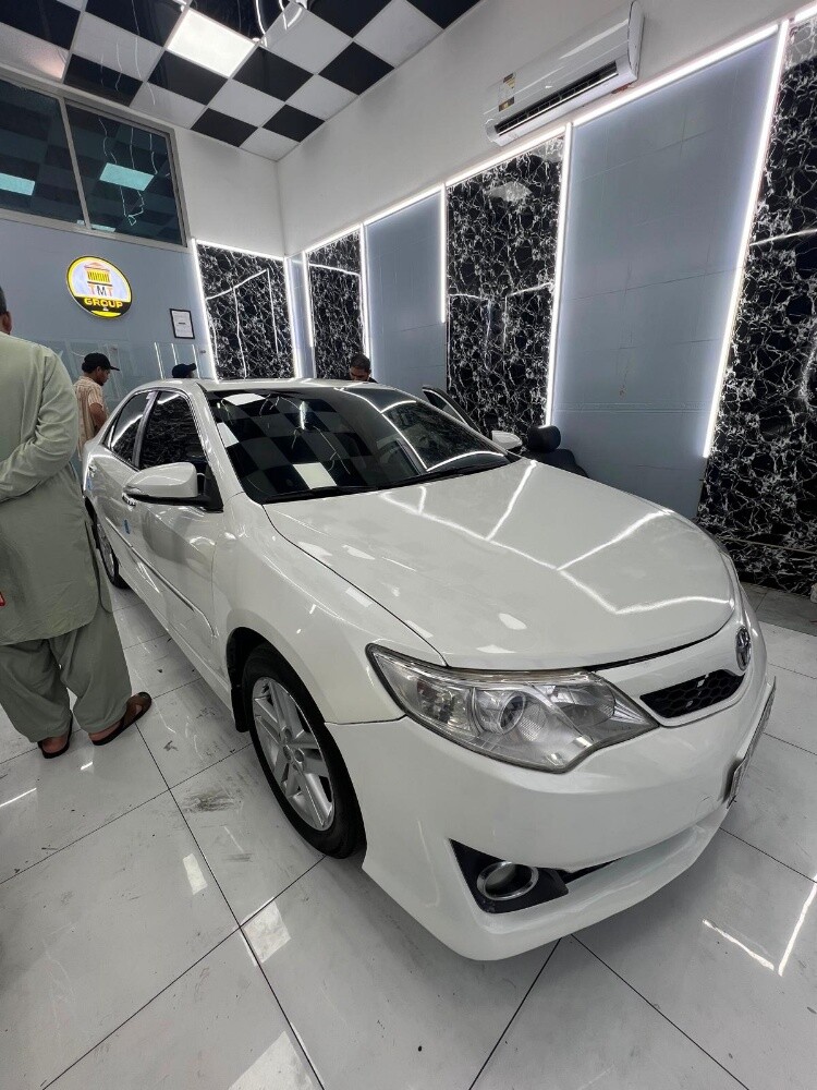 Camry GLX full option with sunroof - 4