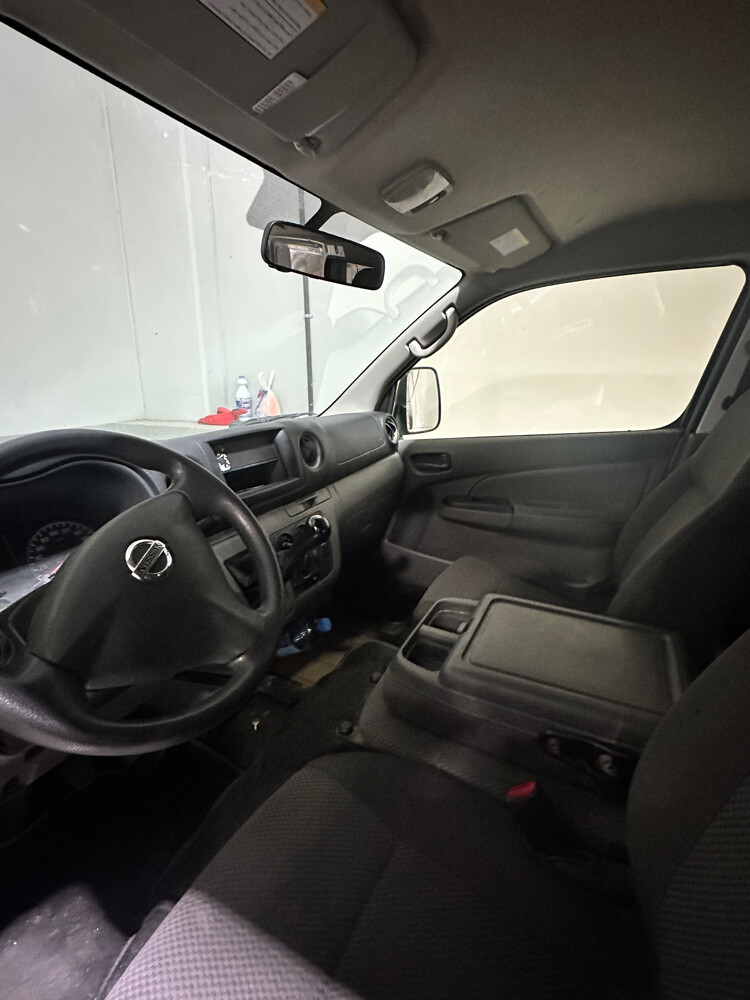 Nissan Urvan  2022| Only 104,000 KM - 4