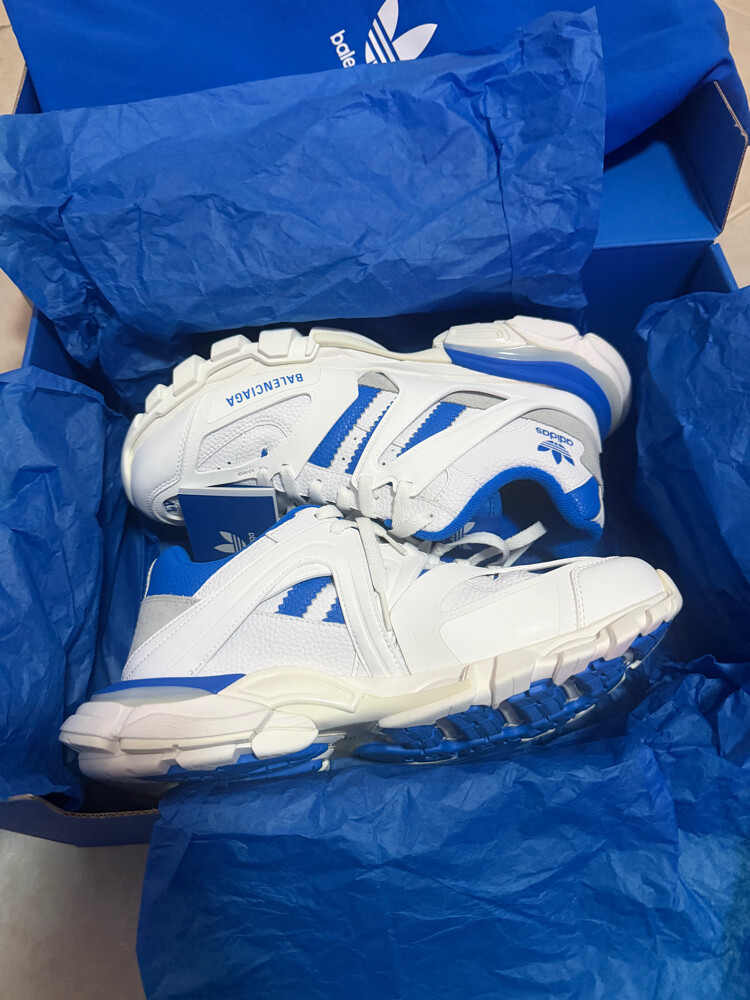 Balenciaga x adidas Track Forum Low - 6