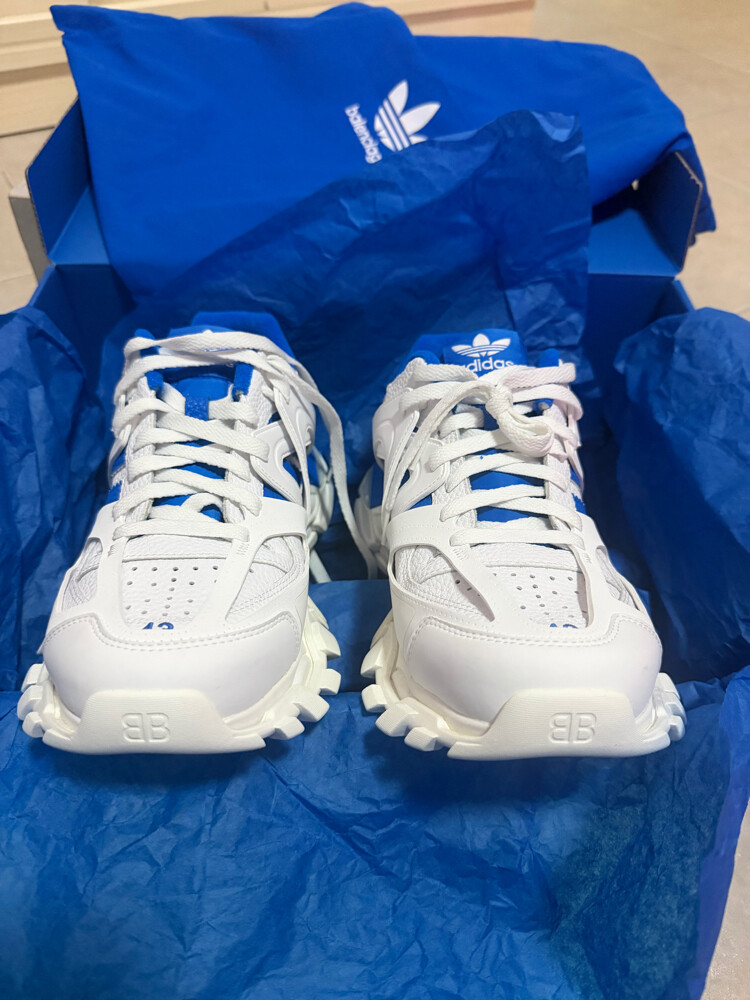 Balenciaga x adidas Track Forum Low - 7