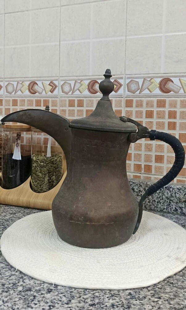 للبيع دلة نادرة حجم كبير - 1