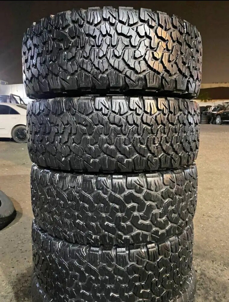 LT.285/60/R18.Bfgoodrich Brand - 2
