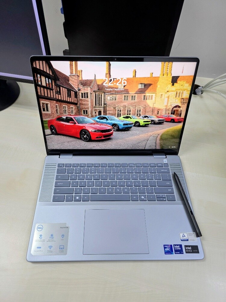 DeLL x360 Ultra 7 16GB 1TB 16"WUXGA - 3