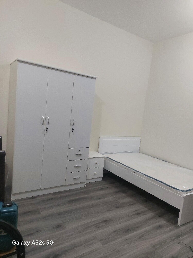 selling furniture - 18