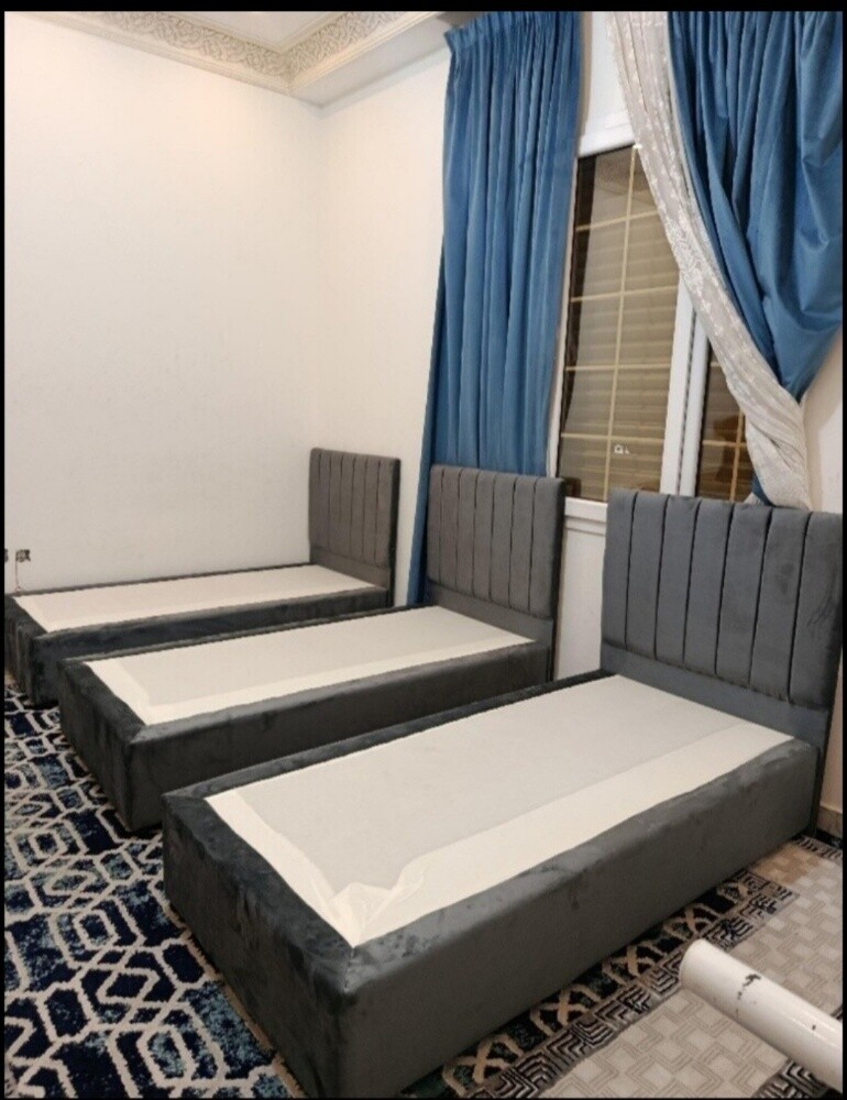 selling furniture - 17