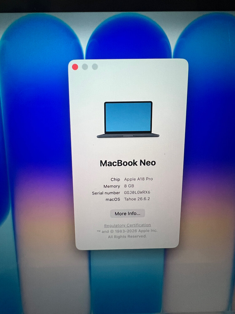 MacBook Neo like new - 3