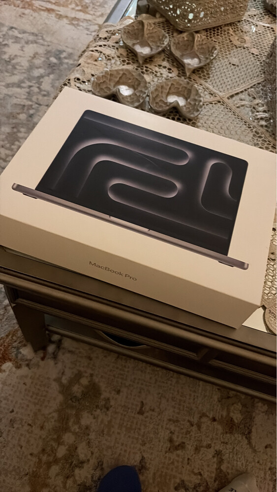 MacBook PRO 14” m3 - 8