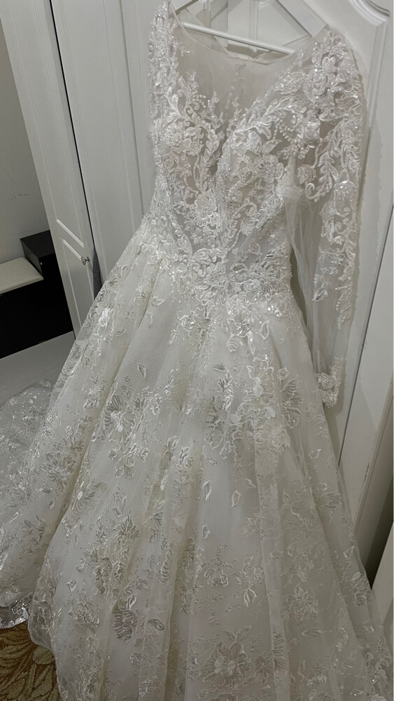 wedding dress - 8