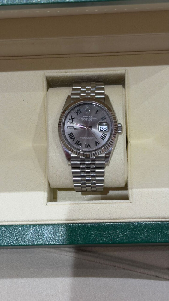 Rolex Datejust 36MM Stainless Steel - 2