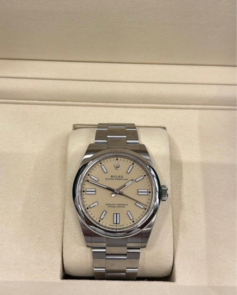 Rolex Perpetual new - 2