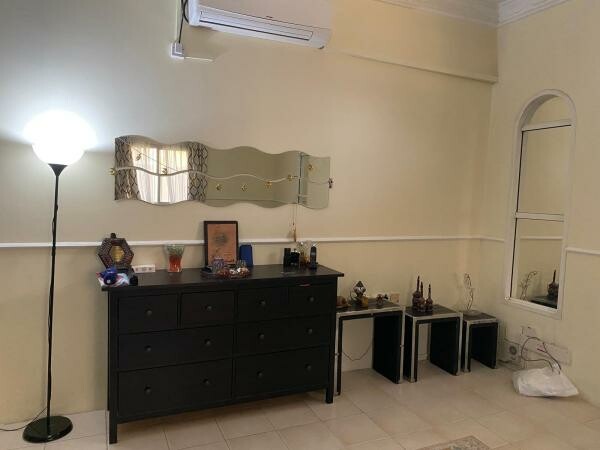 A comfortable corner sofa set - 2