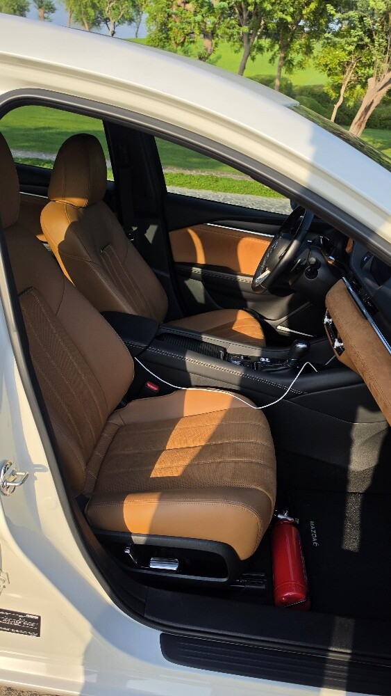 Mazda 6 Anniversary Edition (clean) - 12
