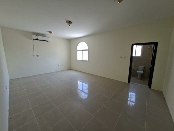 4BR VILLA IN AIN KHALED - POOL - 5