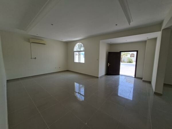 4BR VILLA IN AIN KHALED - POOL - 6