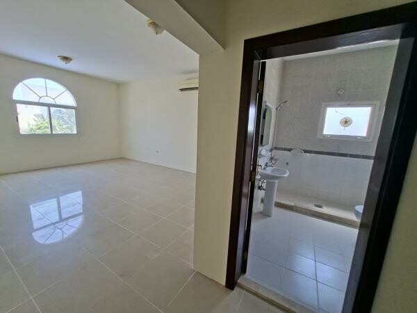 4BR VILLA IN AIN KHALED - POOL - 13