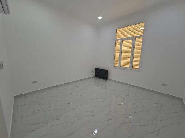 7BR VILLA FOR  RENT - UMM AMAD |12K - 5