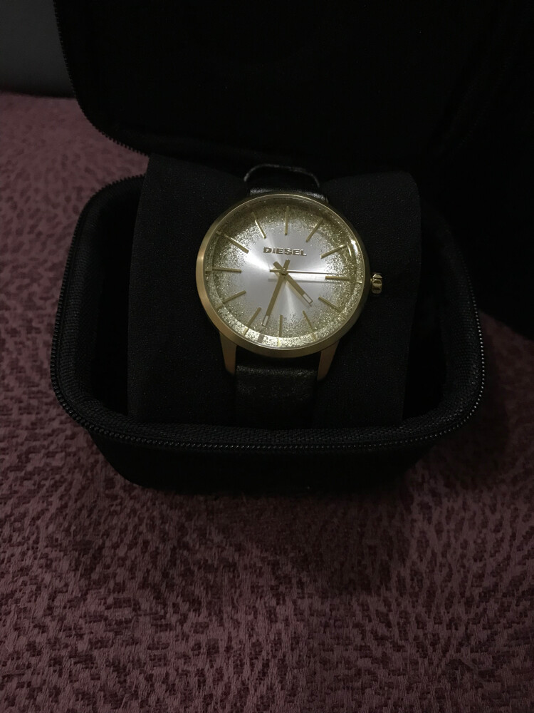 watch is new - 2