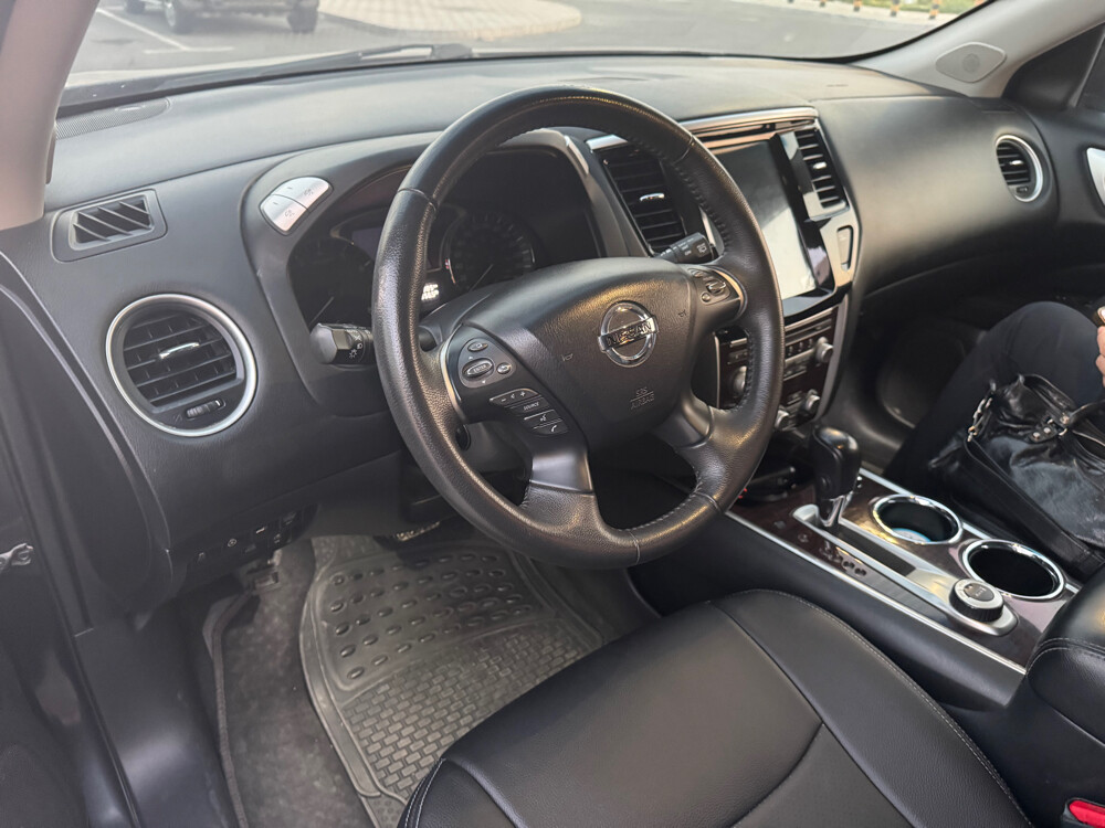 Nissan Pathfinder Platinum 2014 - 10
