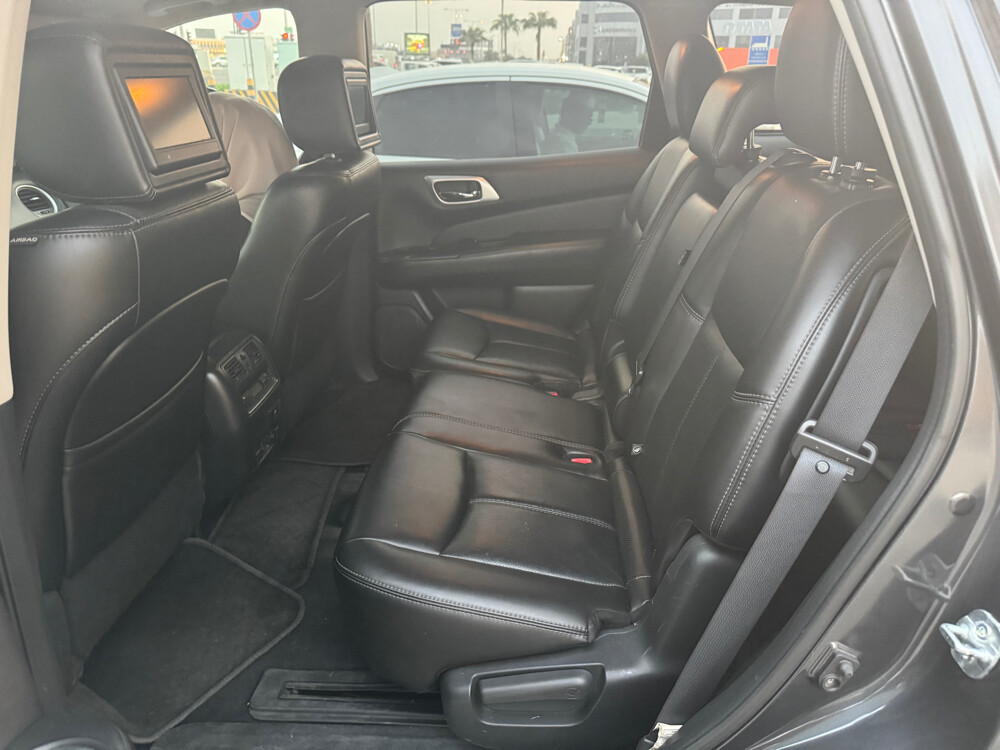 Nissan Pathfinder Platinum 2014 - 9