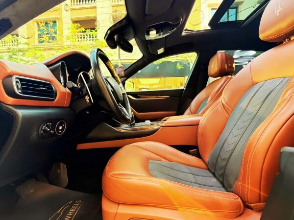 Maserati Levante - 8