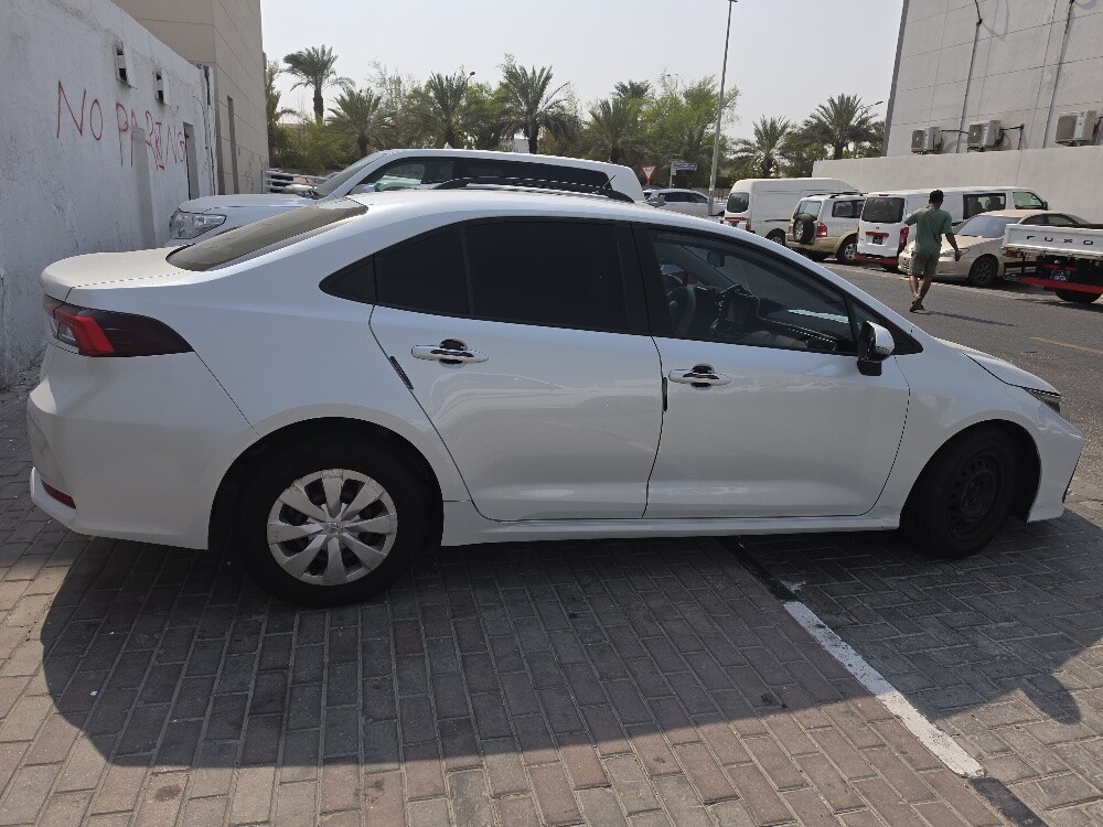 COROLLA 2022 MODEL IS GOOD CON: - 2